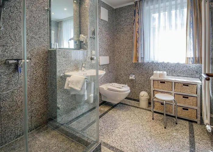 아파트 Duenenpark - Komfort Mit 1 Schlafzimmer Und Balkon Im Dachgeschoss 109 빈츠